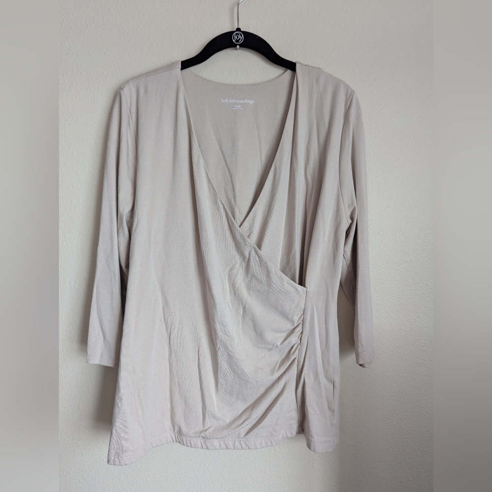 NWOT Soft Surroundings Oatmeal Colored Top Size XL